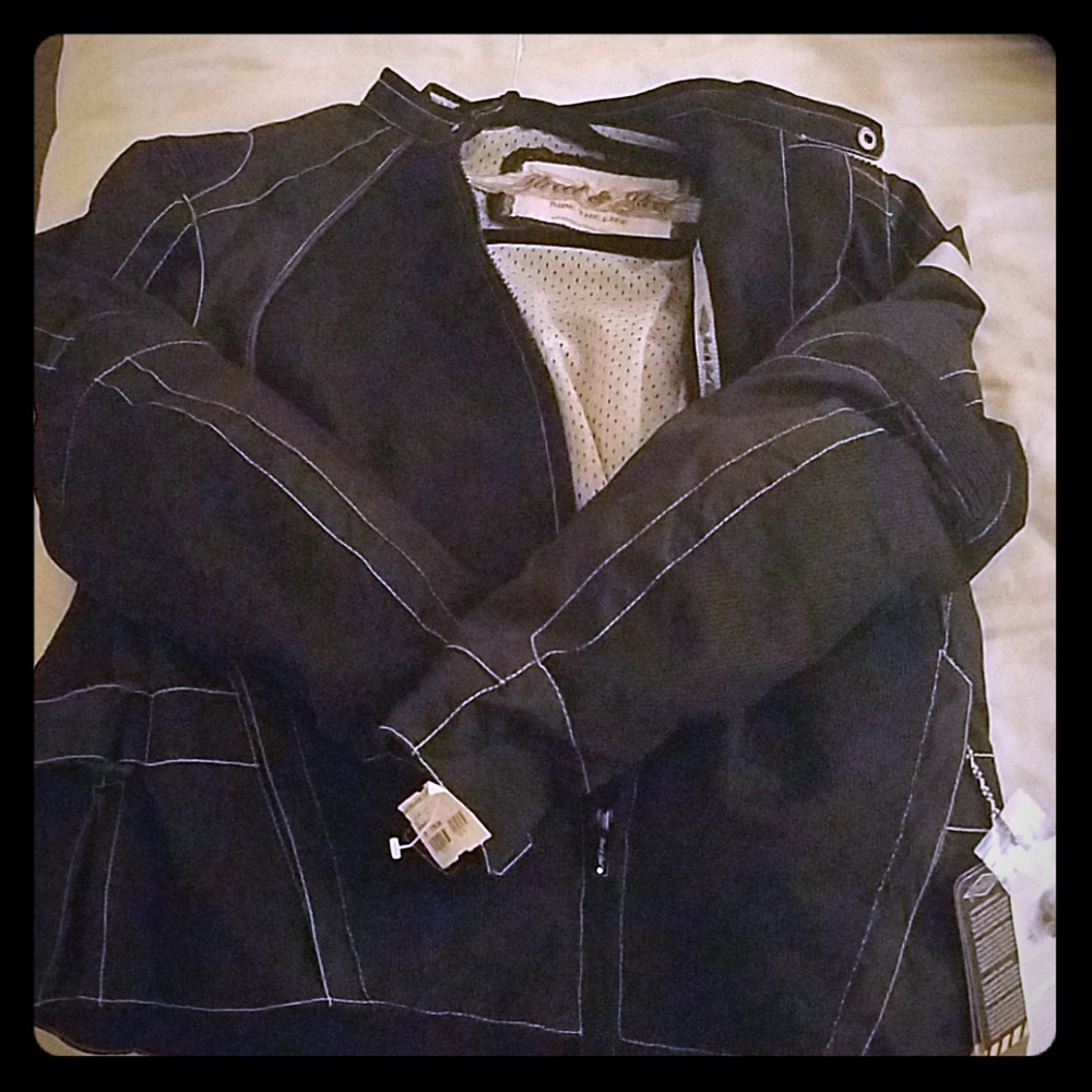 Motorcycle jacket